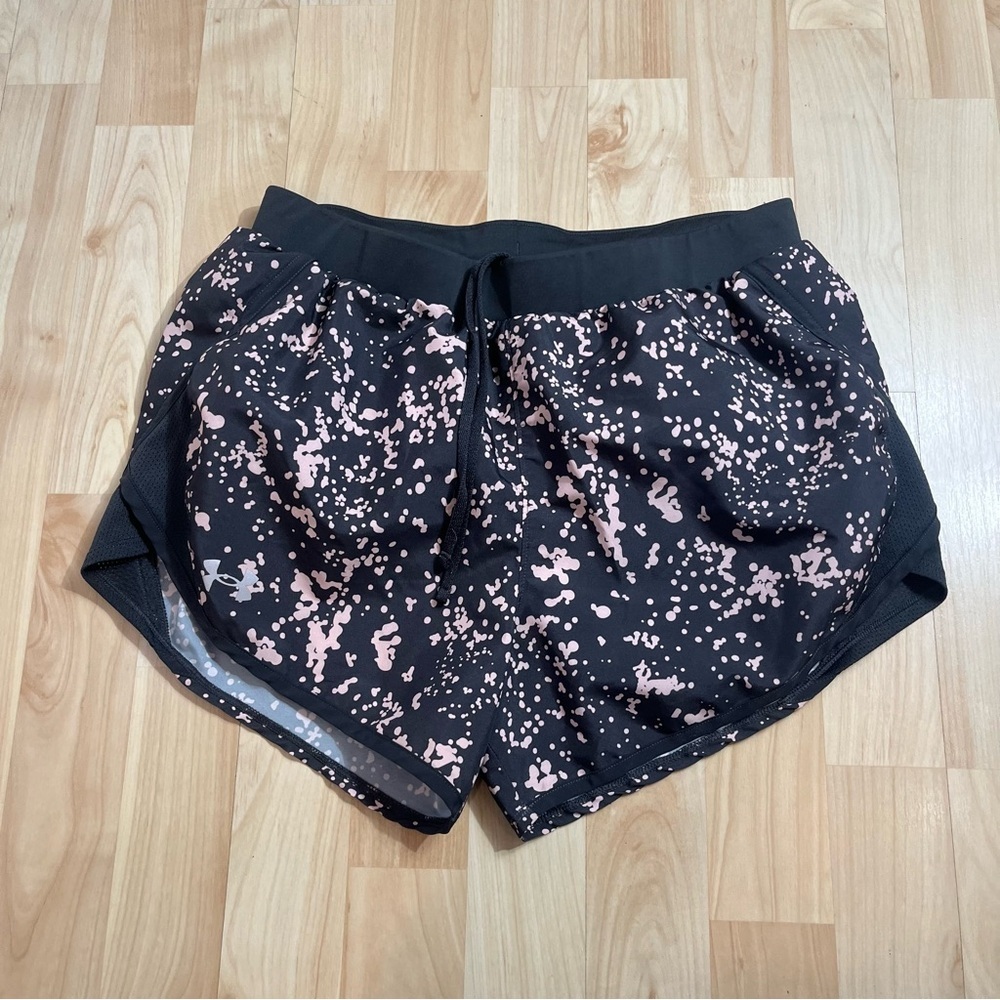 Under Armour Women's Loose UA Fly By 2.0 Gray Printed Elastic Waist Short Size S